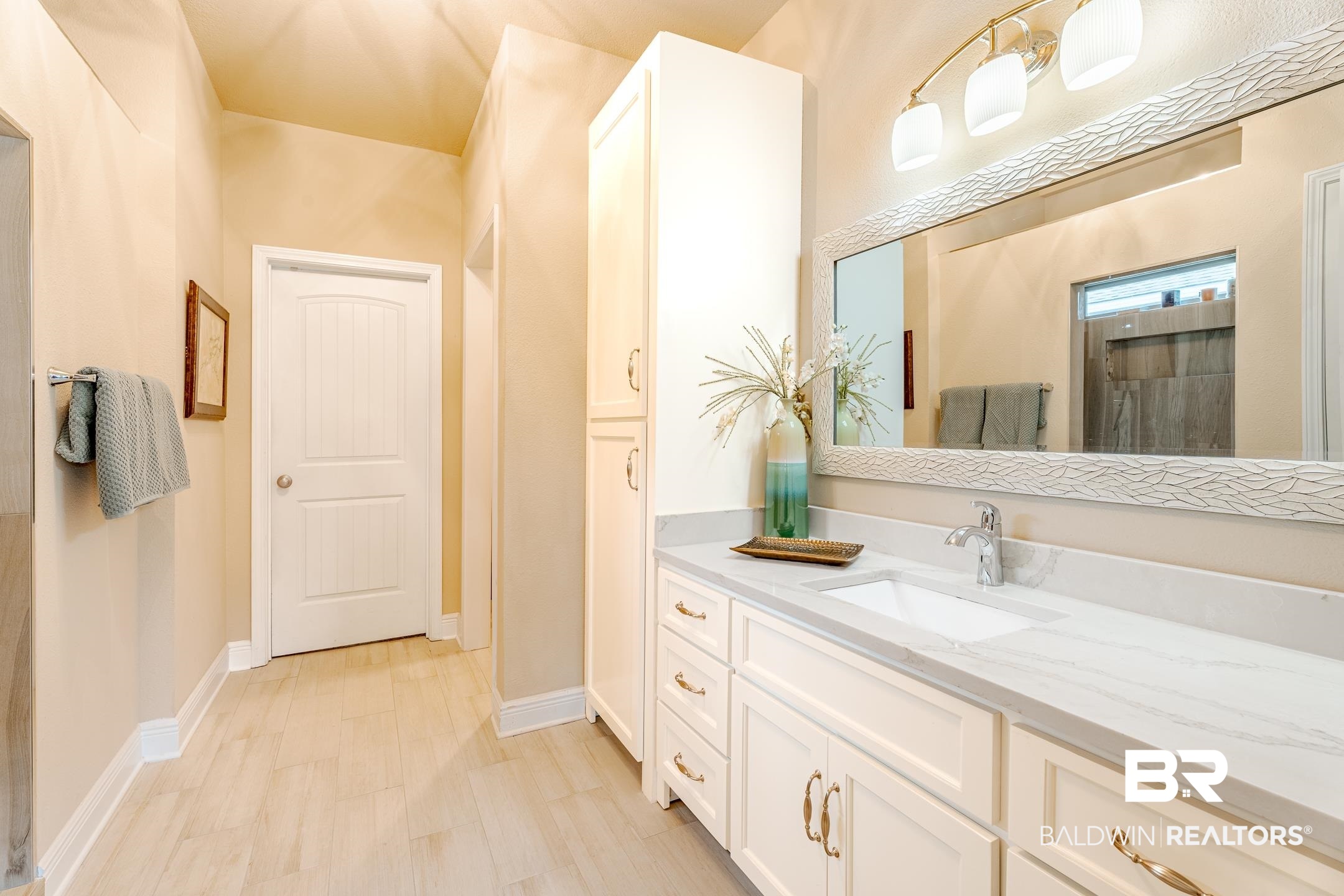 21482 Roundhouse Road Fairhope, AL 36532 - Photo 19 of 26 Primary Bath