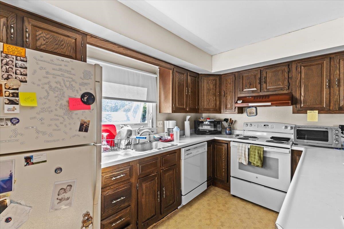 251 Staniford Road Burlington, VT 05408 - Photo 39 of 40 Gallery Image 39