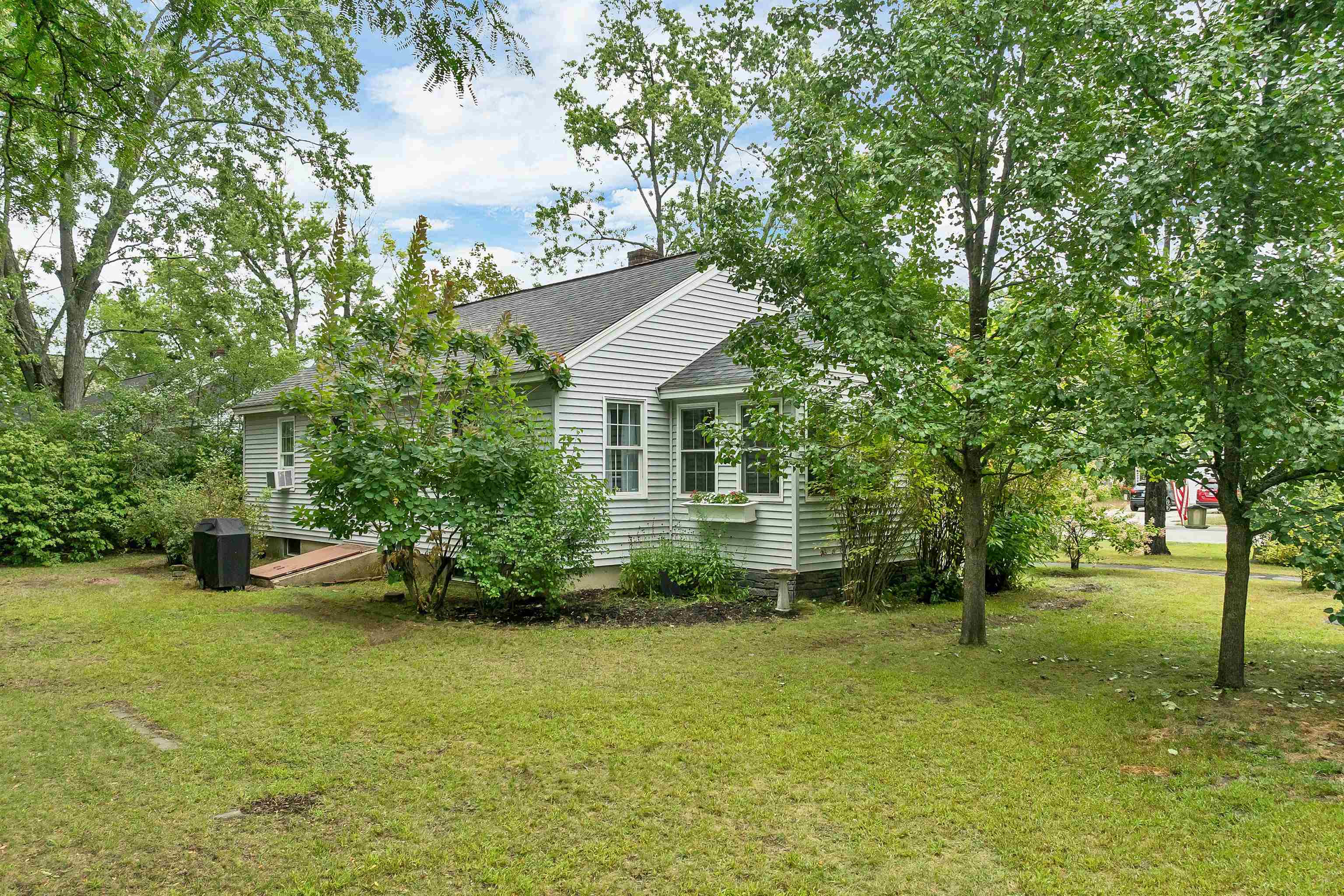 10 Grover Street Concord, NH 03301 - Photo 31 of 41 Gallery Image 31