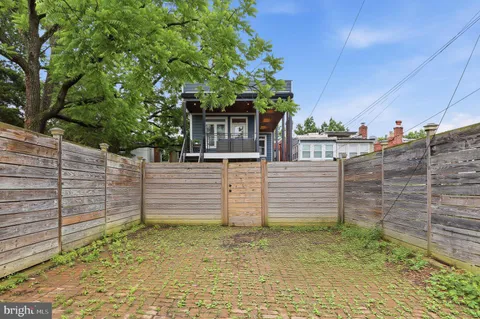$669,000 | 1117 Allison Street Northwest, Unit 3, Washington, DC 20011