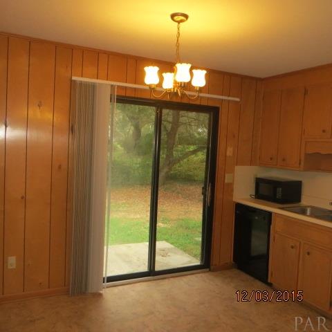 8640 Jernigan Road, Unit 39 Pensacola, FL 32514 - Photo 4 of 8