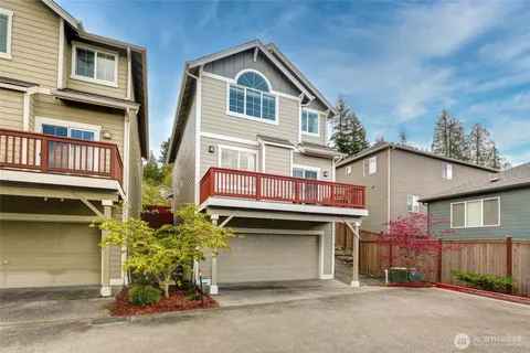 $799,990 | 24124 40th Avenue Southeast, Bothell, WA 98021