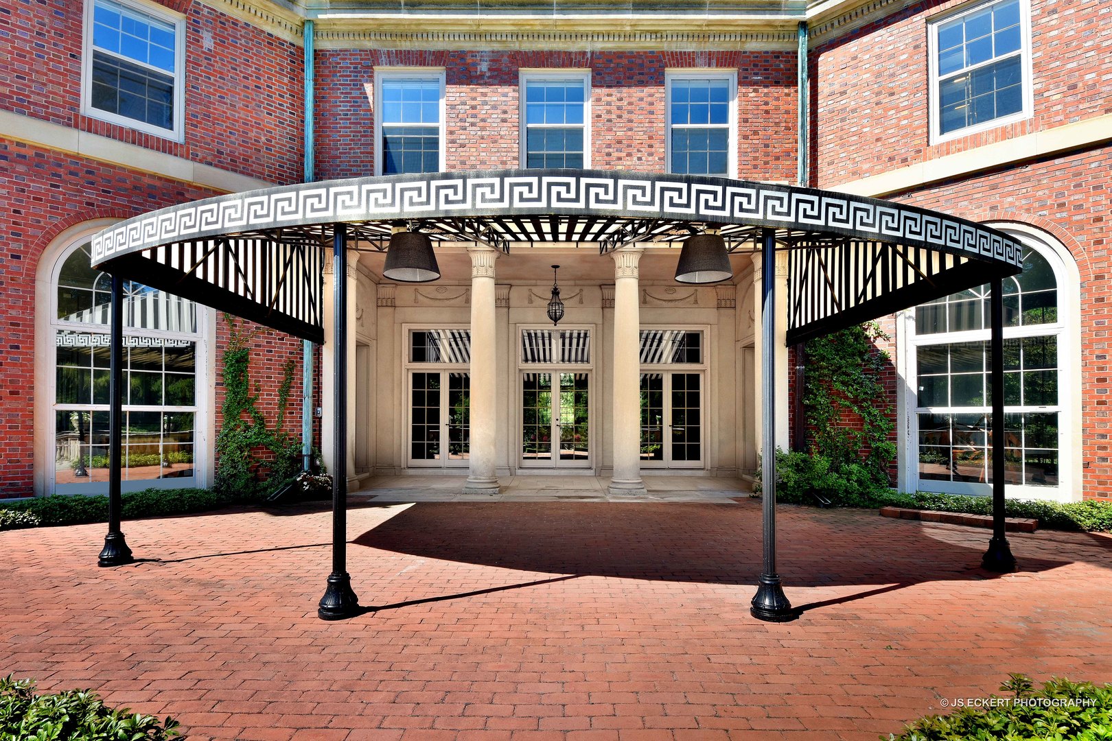 747 East Deerpath Road Lake Forest, IL 60045 - Photo 6 of 15 a view of a building with a porch