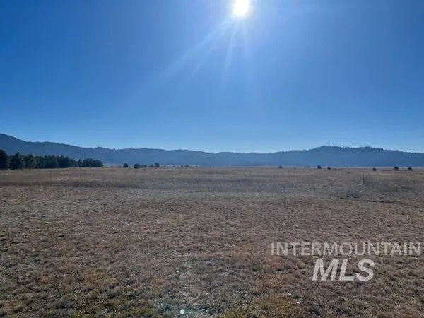 $270,000 | 111 Sixty Lane, Cascade, ID 83611