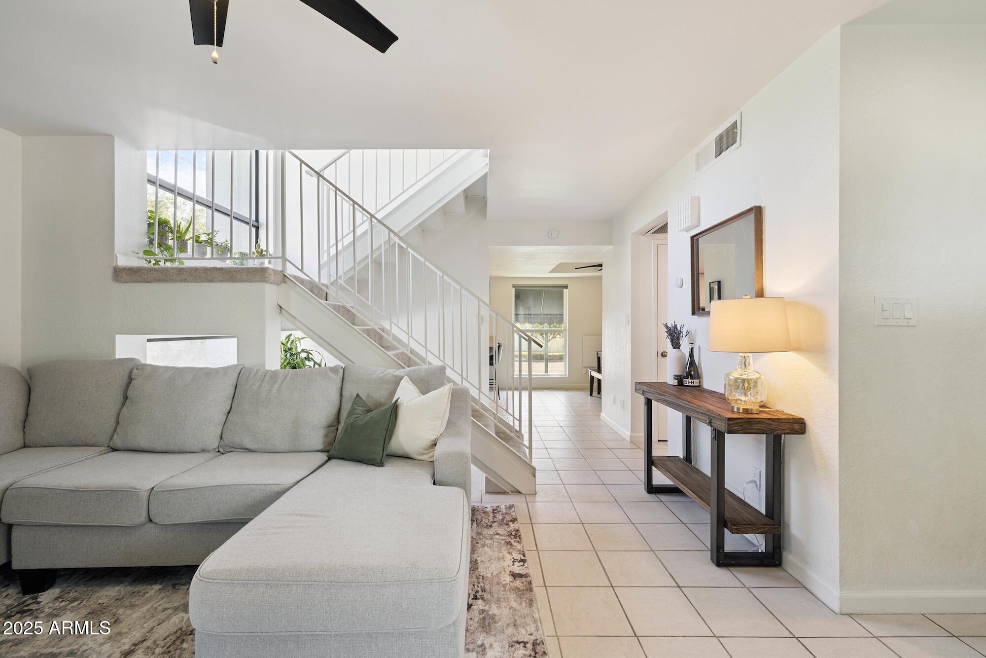 2 West Georgia Avenue, Unit 12 Phoenix, AZ 85013 - Photo 6 of 37 _H__6885