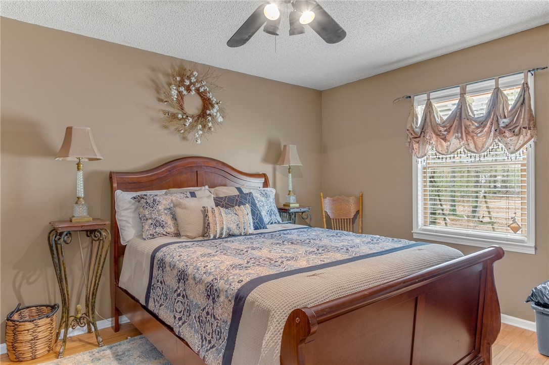 179 Cleveland Road Anderson, SC 29626 - Photo 20 of 33 Main level bedroom