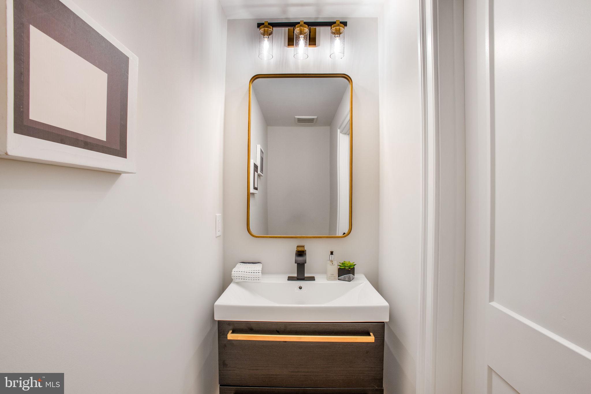 17611 Norwood Road Sandy Spring, MD 20860 - Photo 77 of 96 powder room