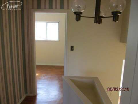 5015 Branch Road Flint, MI 48506 - Photo 14 of 18 20355838-13.JPG
