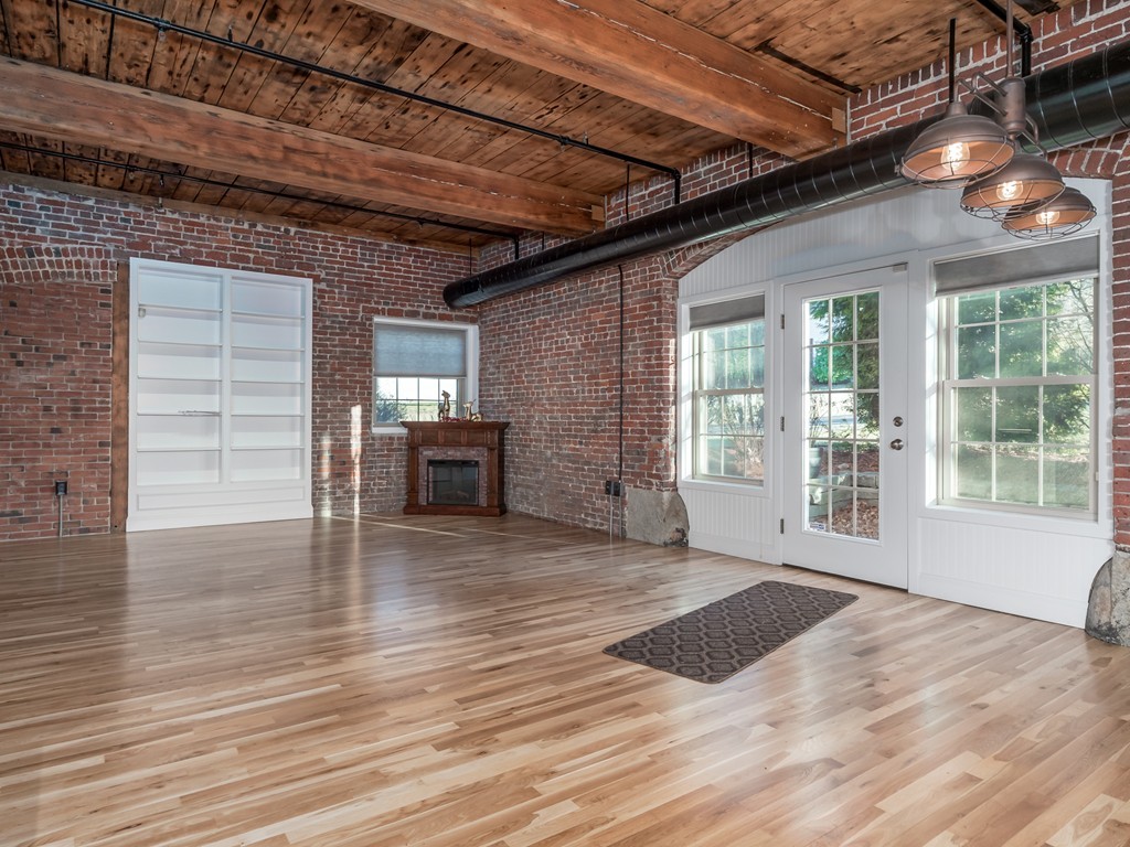 12 Brookside Road, Unit 12 Westford, MA 01886 - Photo 8 of 28 Gallery Image 8