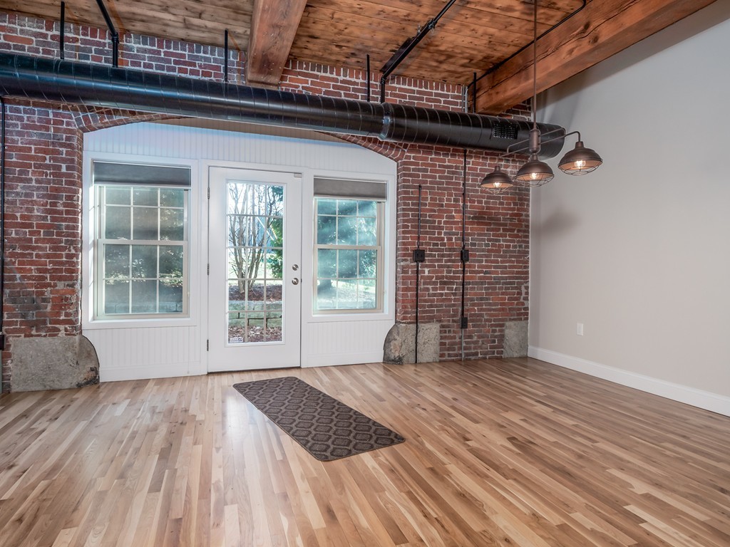 12 Brookside Road, Unit 12 Westford, MA 01886 - Photo 9 of 28 Gallery Image 9