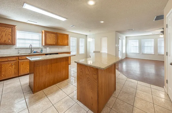 $319,000 | 5815 89th Street, Lubbock, TX 79424