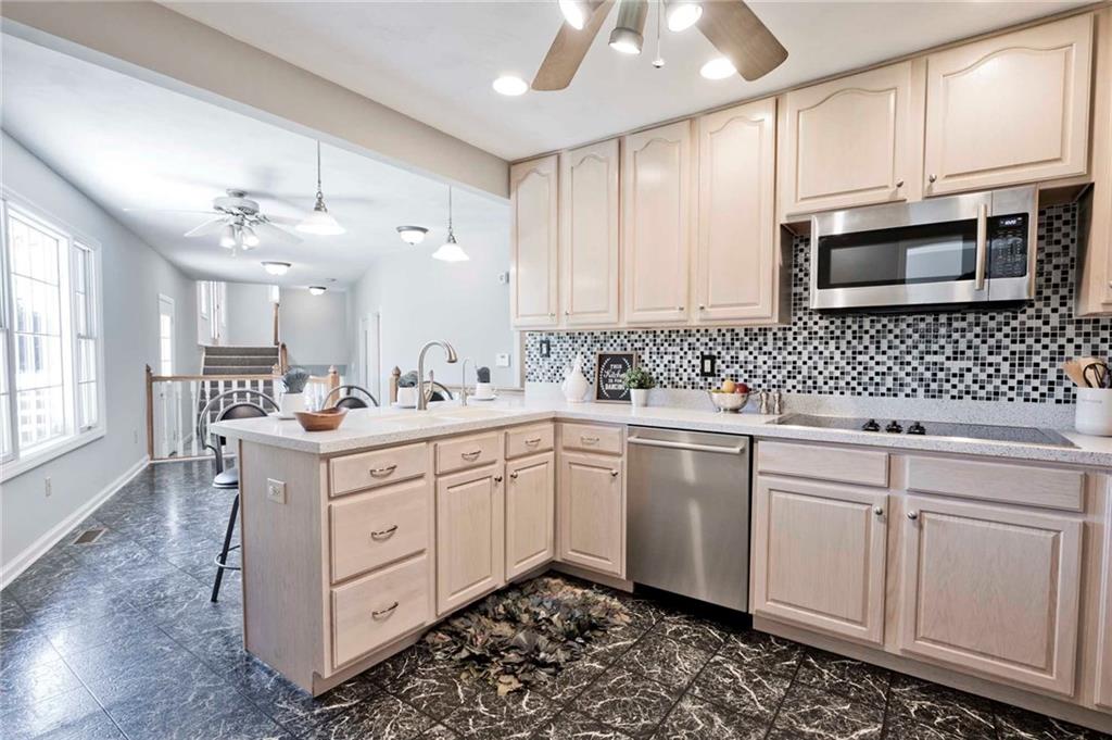 6125 Graham Road Indianapolis, IN 46220 - Photo 13 of 49