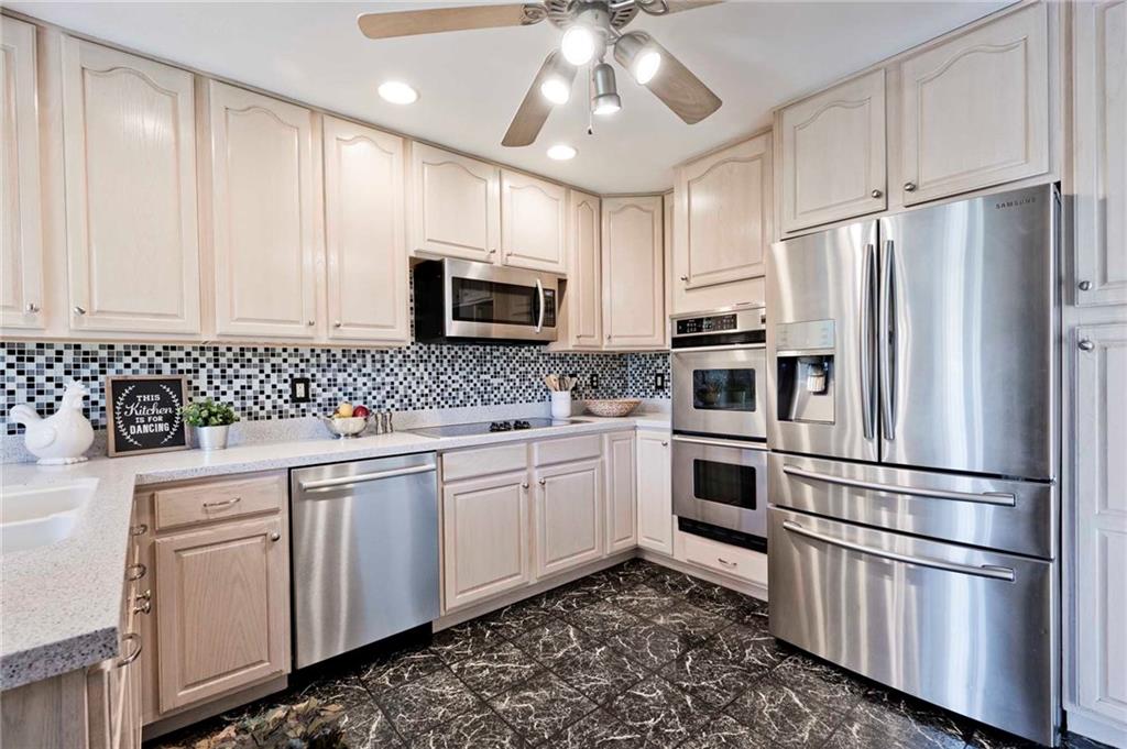 6125 Graham Road Indianapolis, IN 46220 - Photo 14 of 49