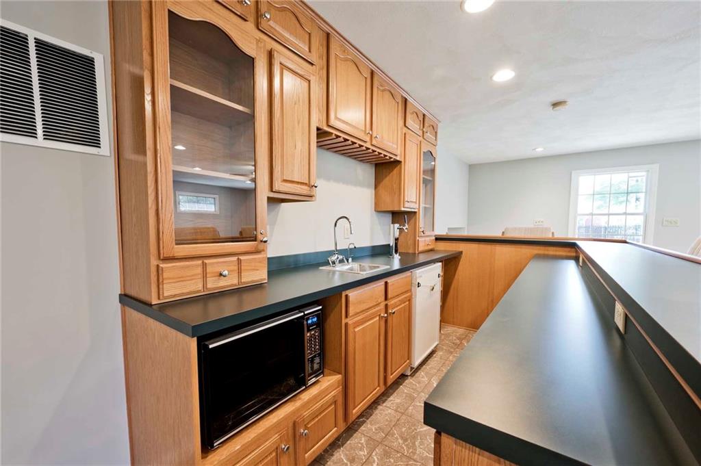 6125 Graham Road Indianapolis, IN 46220 - Photo 20 of 49