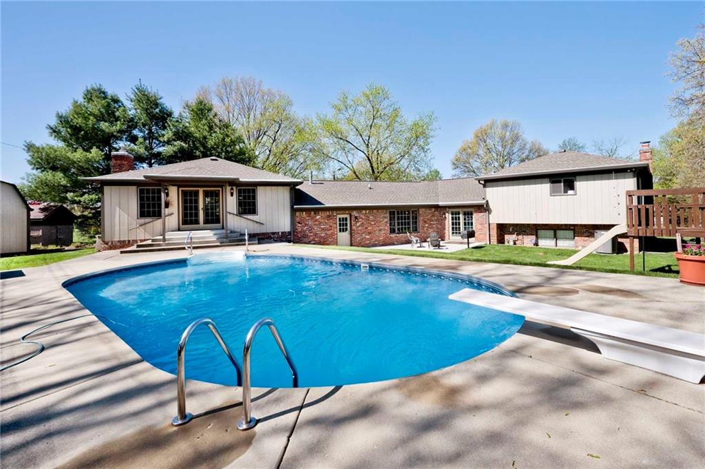 6125 Graham Road Indianapolis, IN 46220 - Photo 4 of 49