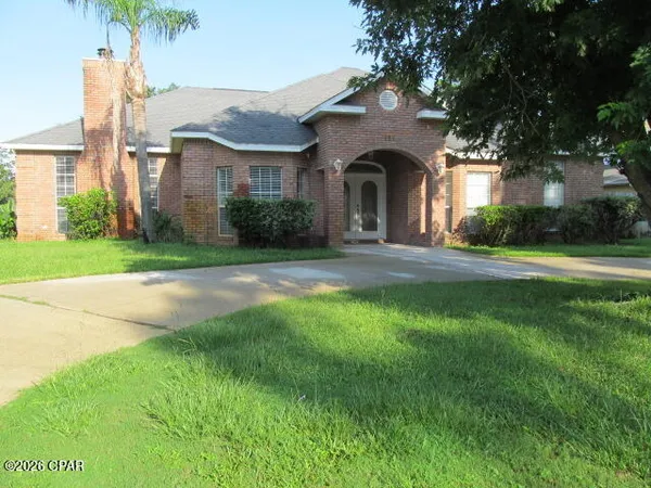 $2,700 | 161 Grand Lagoon Shores Drive, Panama City, FL 32408