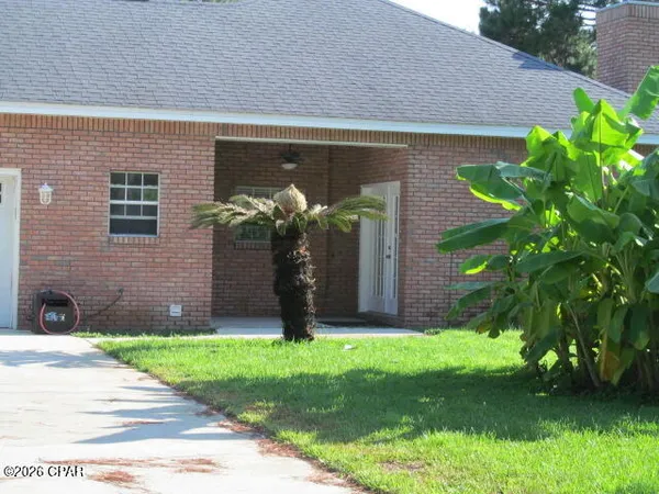 $2,700 | 161 Grand Lagoon Shores Drive, Panama City, FL 32408