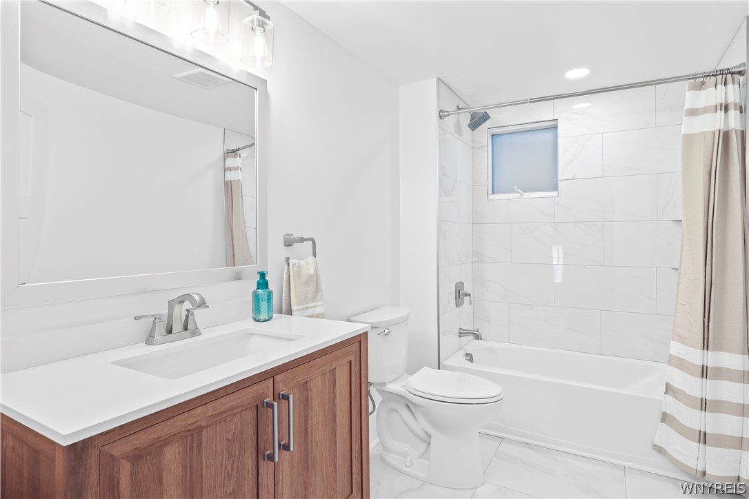 58 Ransom Street North Tonawanda, NY 14120 - Photo 27 of 50 Full bathroom (1st floor)