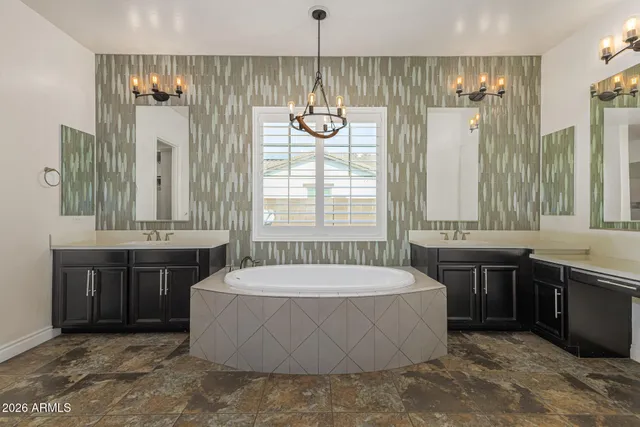 $1,349,900 | 4675 South Banning Drive, Gilbert, AZ 85297