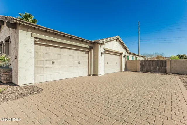 $1,349,900 | 4675 South Banning Drive, Gilbert, AZ 85297