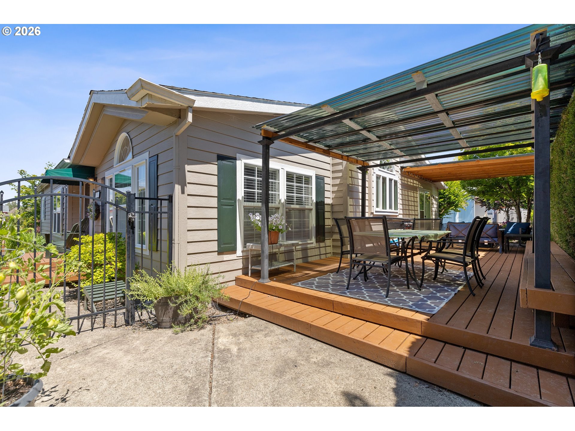 17468 Northwest Shady Fir Loop, Unit 11 Beaverton, OR 97006 - Photo 1 of 40