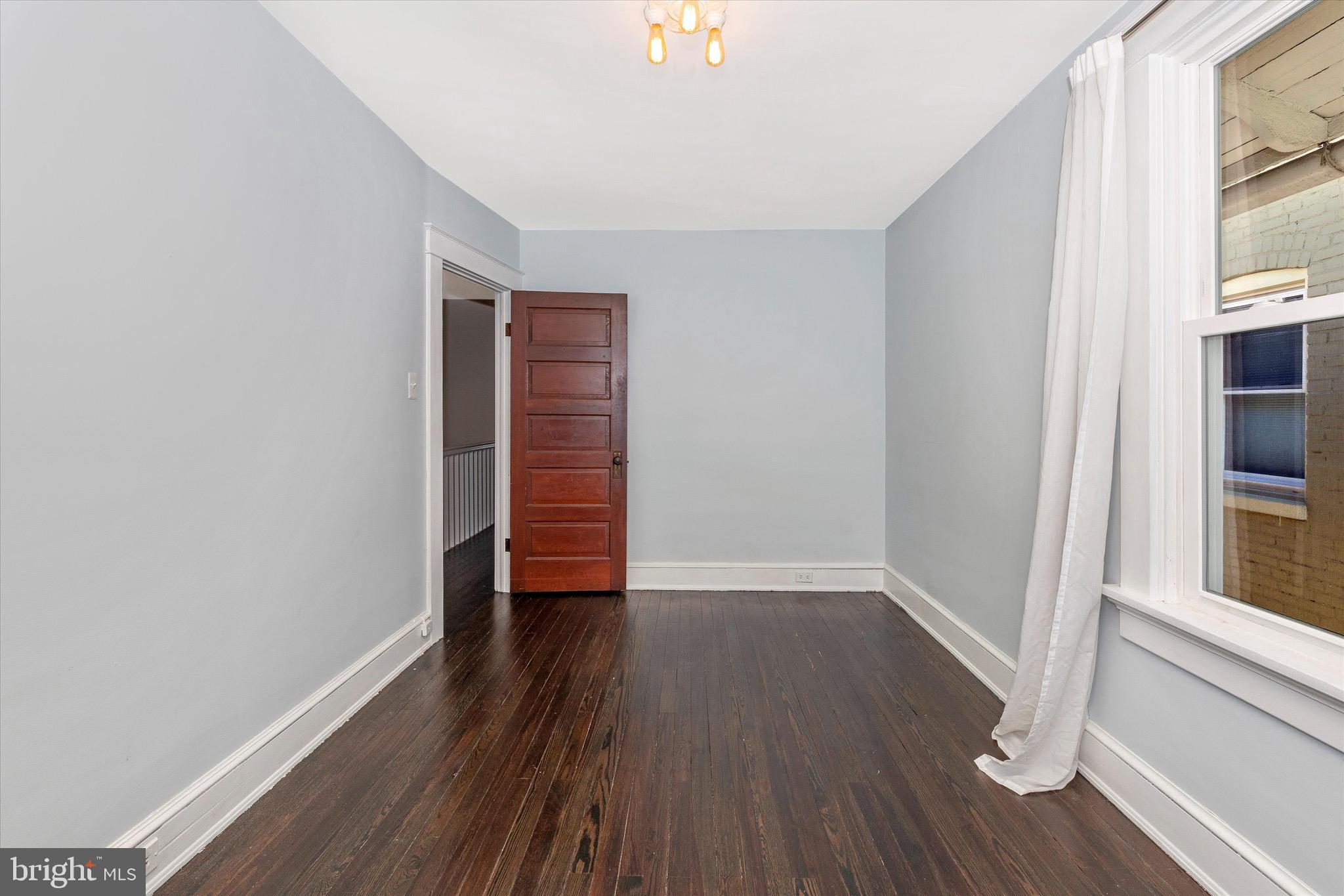 312 Park Avenue Frederick, MD 21701 - Photo 25 of 41 BEDROOM 3