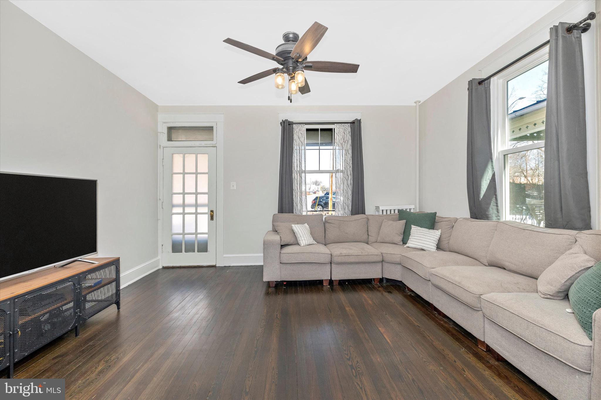 312 Park Avenue Frederick, MD 21701 - Photo 9 of 41