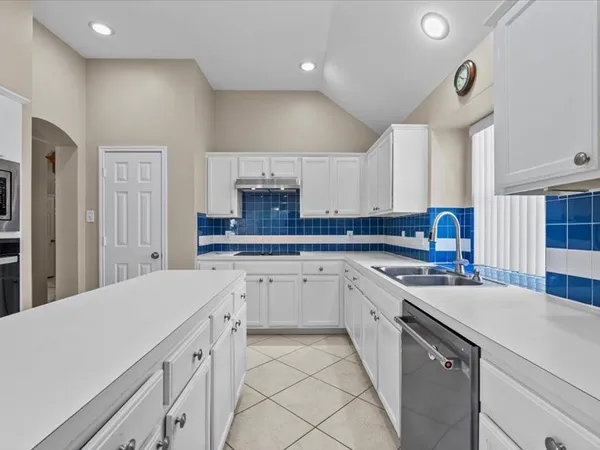 $350,000 | 14107 El Camino Real, Houston, TX 77062