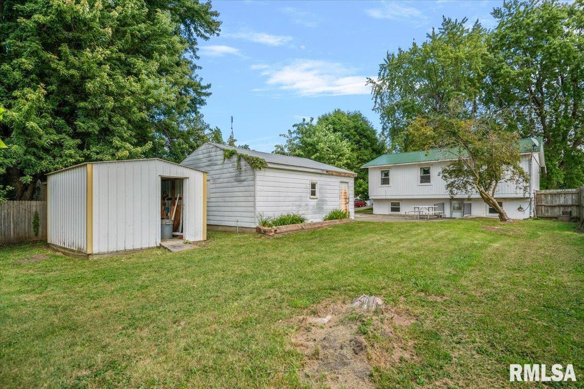 1821 Denton Street Springfield, IL 62702 - Photo 30 of 32 Gallery Image 30