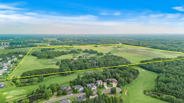 $125,000 | 22632 Raven Street Northwest, Oak Grove, MN 55005