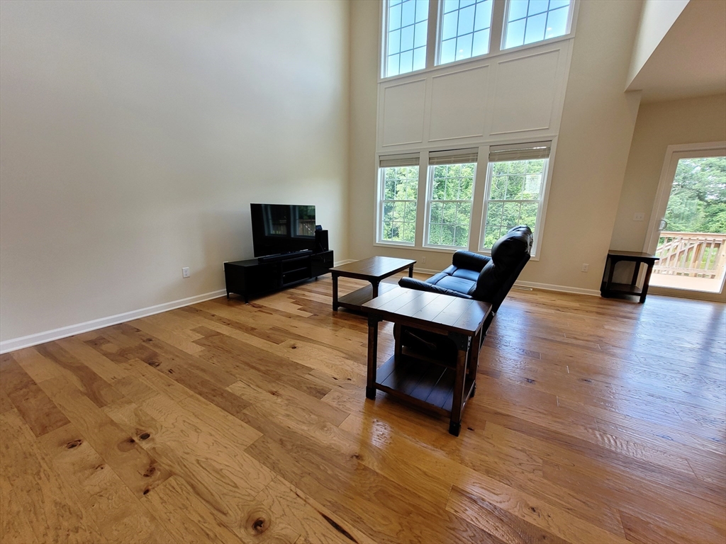 13 Walnut Way, Unit 13 Hopkinton, MA 01748 - Photo 9 of 32