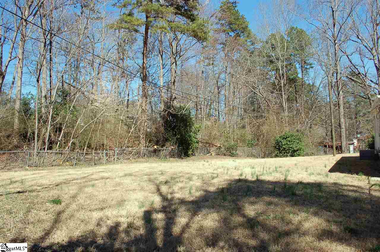 409 Stutts Avenue Union, SC 29379 - Photo 5 of 24 Gallery Image 5