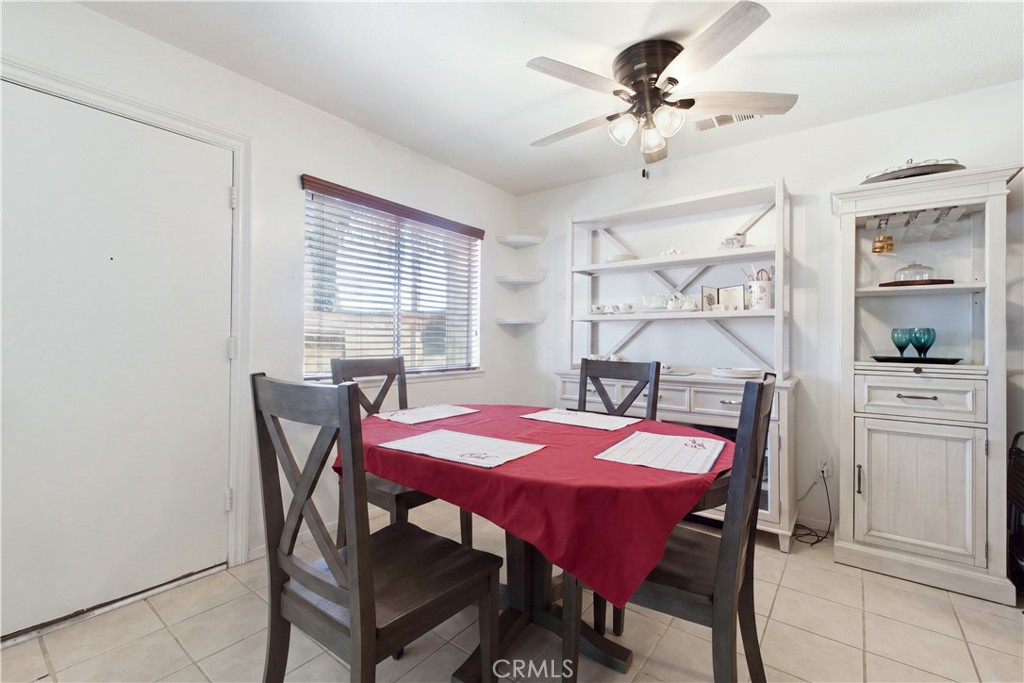 4871 Jackson Street, Unit C Riverside, CA 92503 - Photo 9 of 24 Gallery Image 9