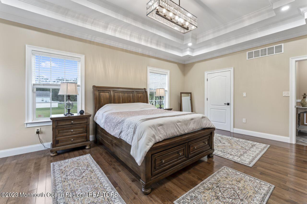 169 Oak Glen Road Howell, NJ 07731 - Photo 17 of 38 Master2