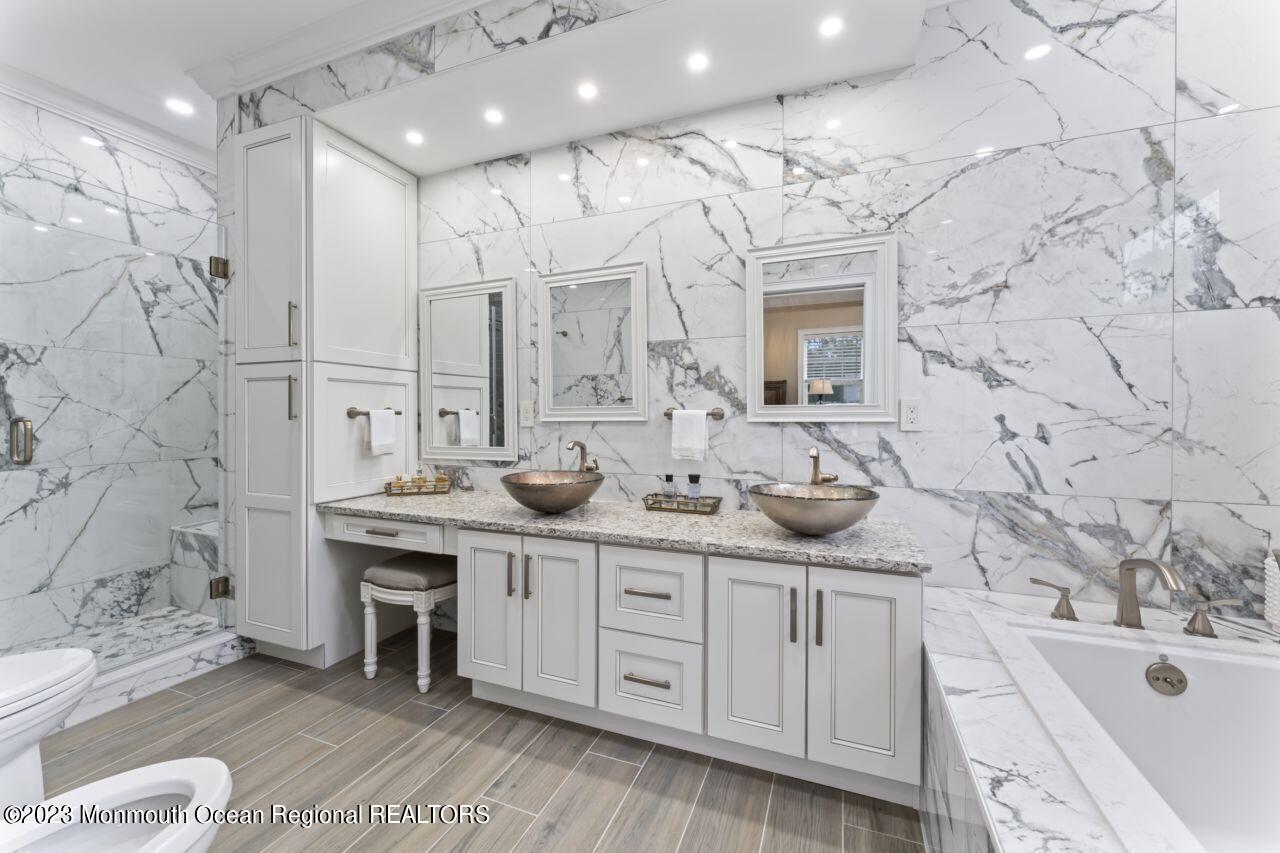 169 Oak Glen Road Howell, NJ 07731 - Photo 18 of 38 Master Bath1