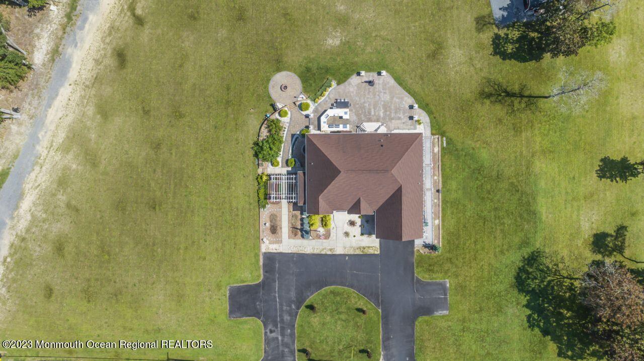 169 Oak Glen Road Howell, NJ 07731 - Photo 37 of 38 Top Overview