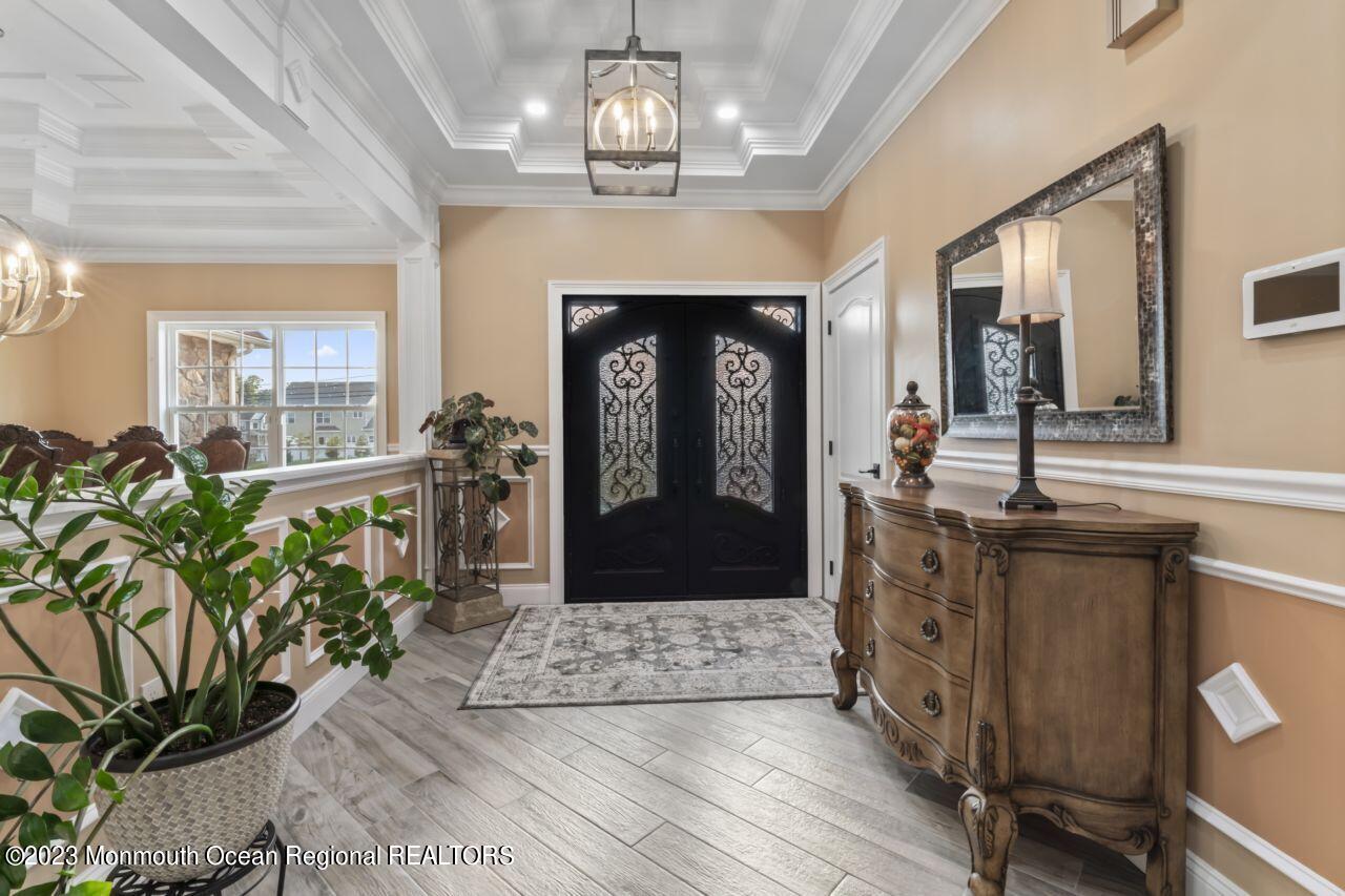 169 Oak Glen Road Howell, NJ 07731 - Photo 4 of 38 Foyer2