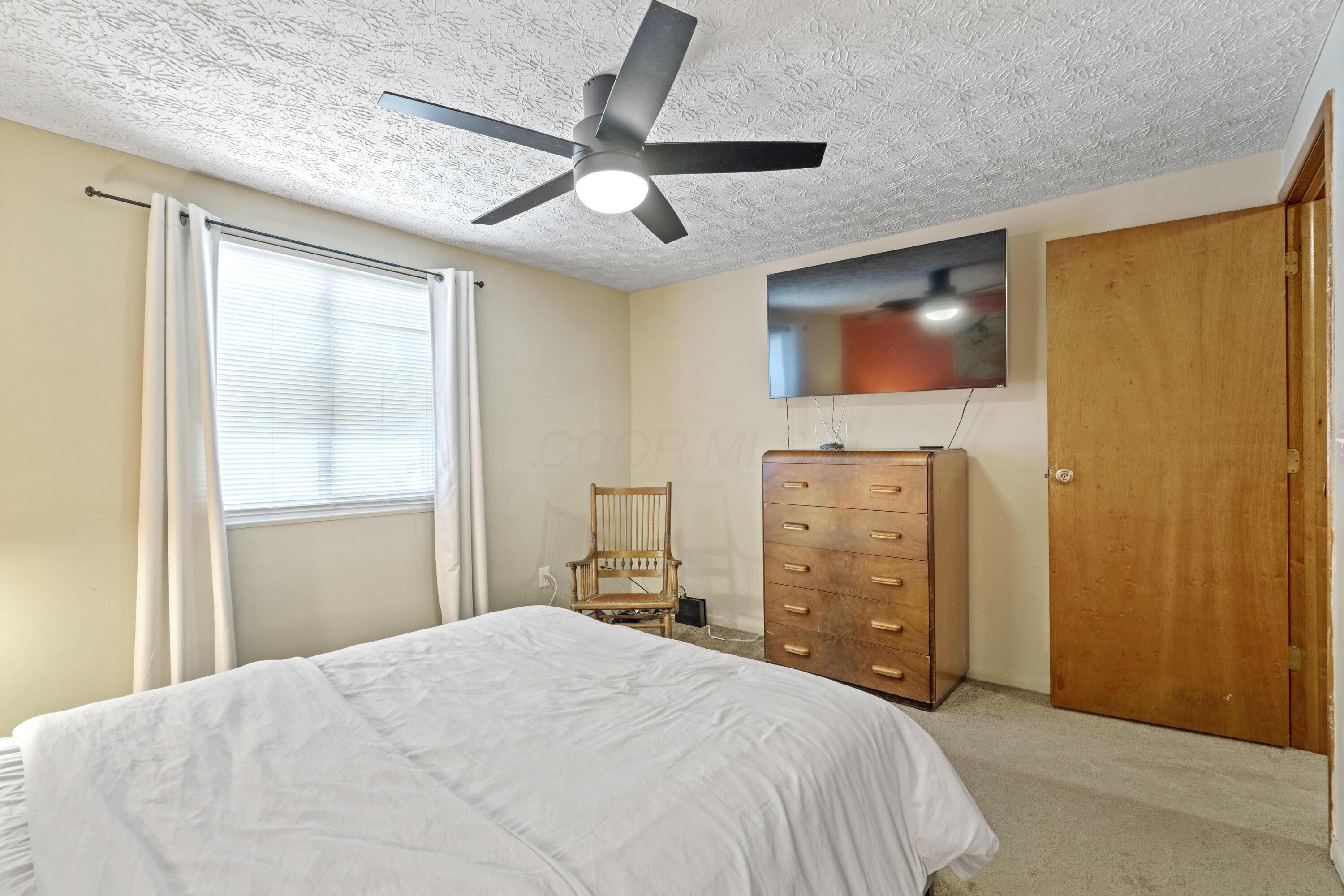 656 Cherry Ridge Road, Unit B Columbus, OH 43228 - Photo 16 of 25 dsc05050