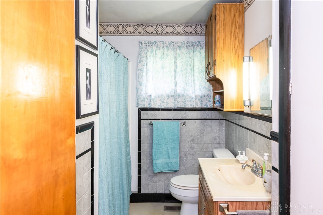 2240 Kinmont Road Dayton, OH 45414 - Photo 29 of 45 Gallery Image 29