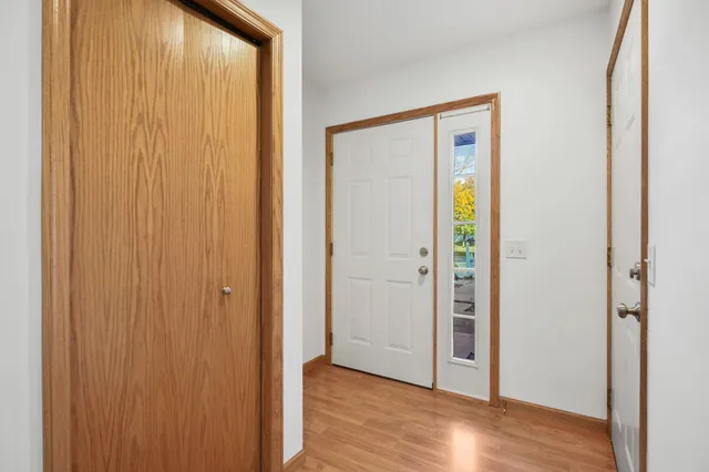 $299,900 | 5625 Osborn Drive, McFarland, WI 53558