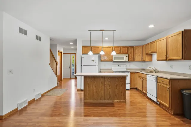 $299,900 | 5625 Osborn Drive, McFarland, WI 53558