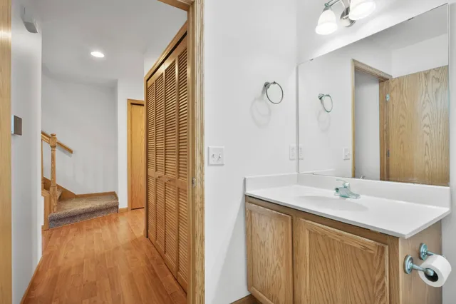 $299,900 | 5625 Osborn Drive, McFarland, WI 53558