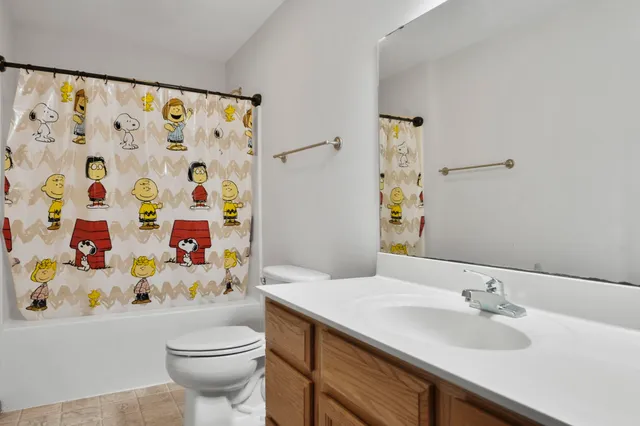 $299,900 | 5625 Osborn Drive, McFarland, WI 53558