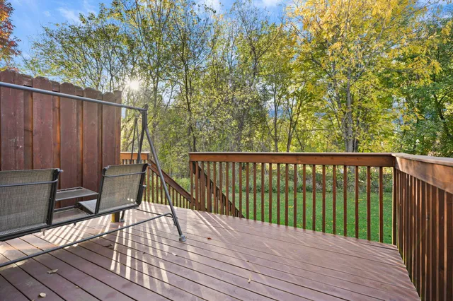 $299,900 | 5625 Osborn Drive, McFarland, WI 53558