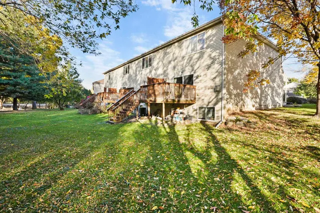 $299,900 | 5625 Osborn Drive, McFarland, WI 53558