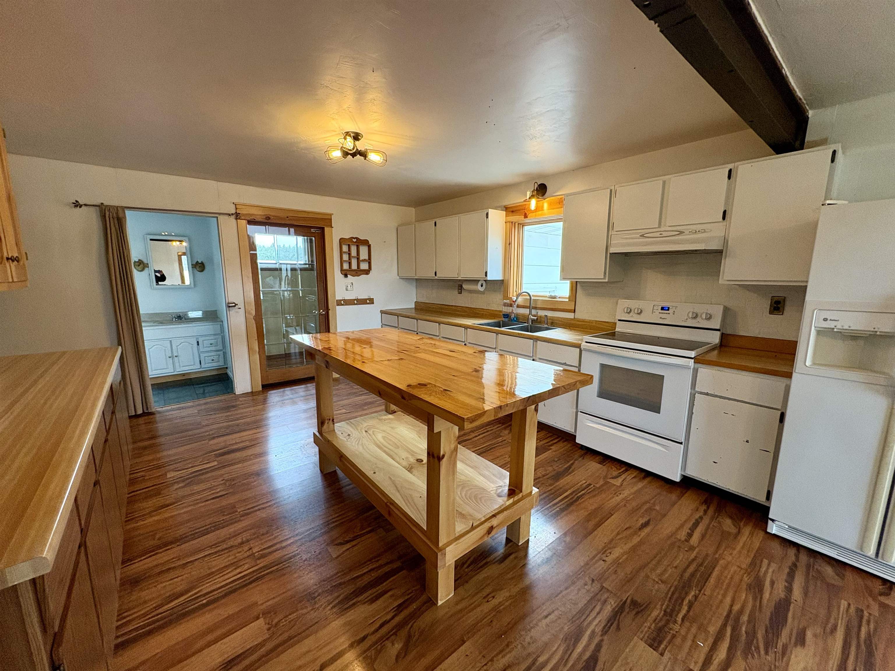 W10349 Valley View Road Shawano, WI 54166 - Photo 4 of 31