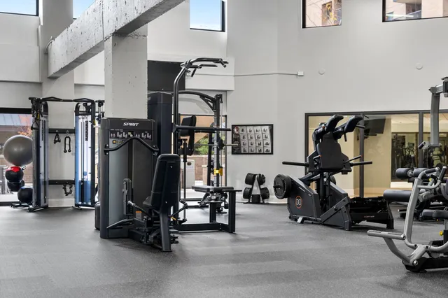 $169,900 | 20 Northeast 2nd Street, Unit P1802, Minneapolis, MN 55413