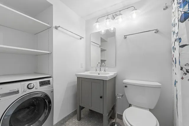 $169,900 | 20 Northeast 2nd Street, Unit P1802, Minneapolis, MN 55413