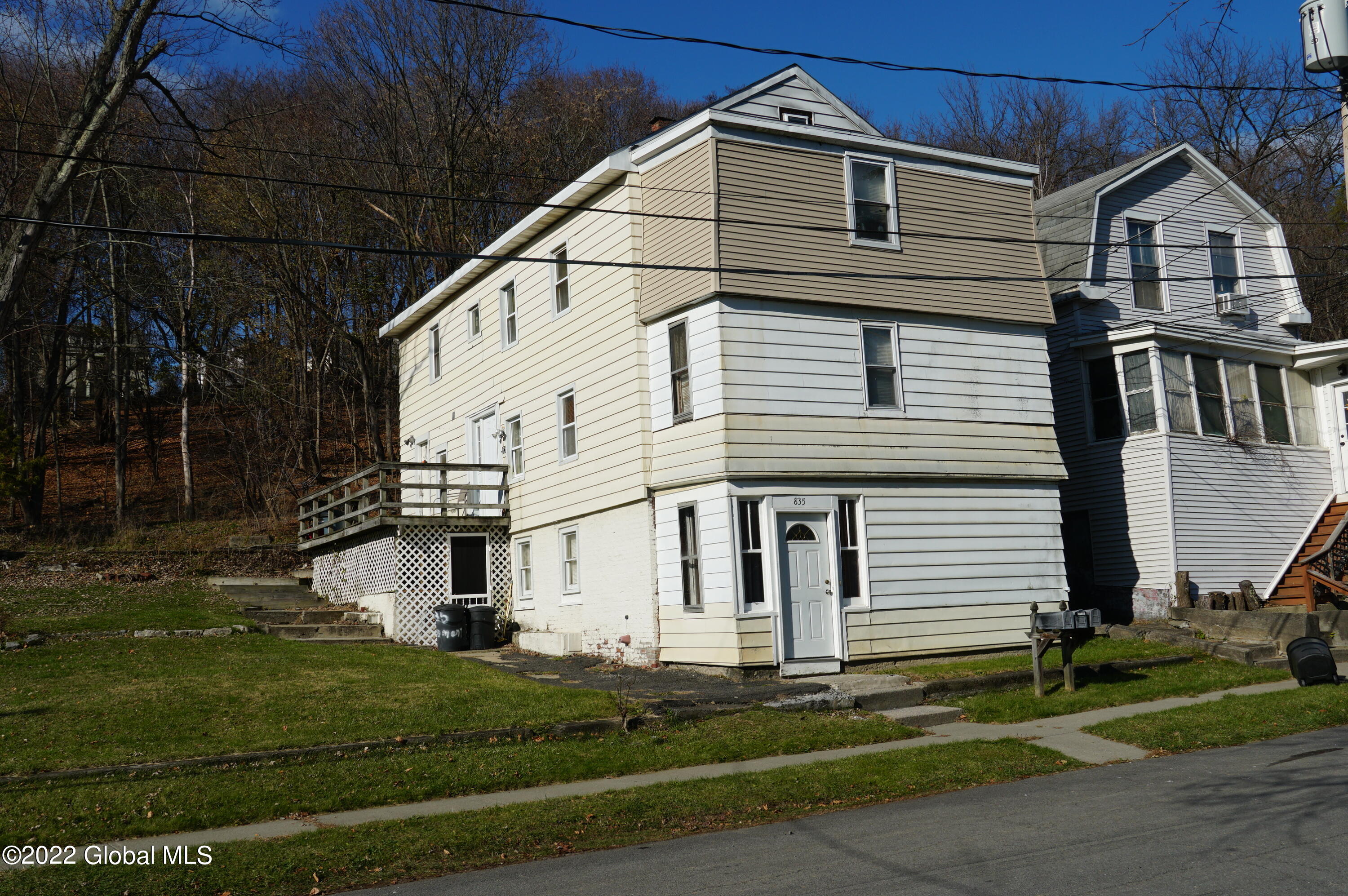 835 5th Street Rensselaer, NY 12144 - Photo 1 of 3 DSC07917