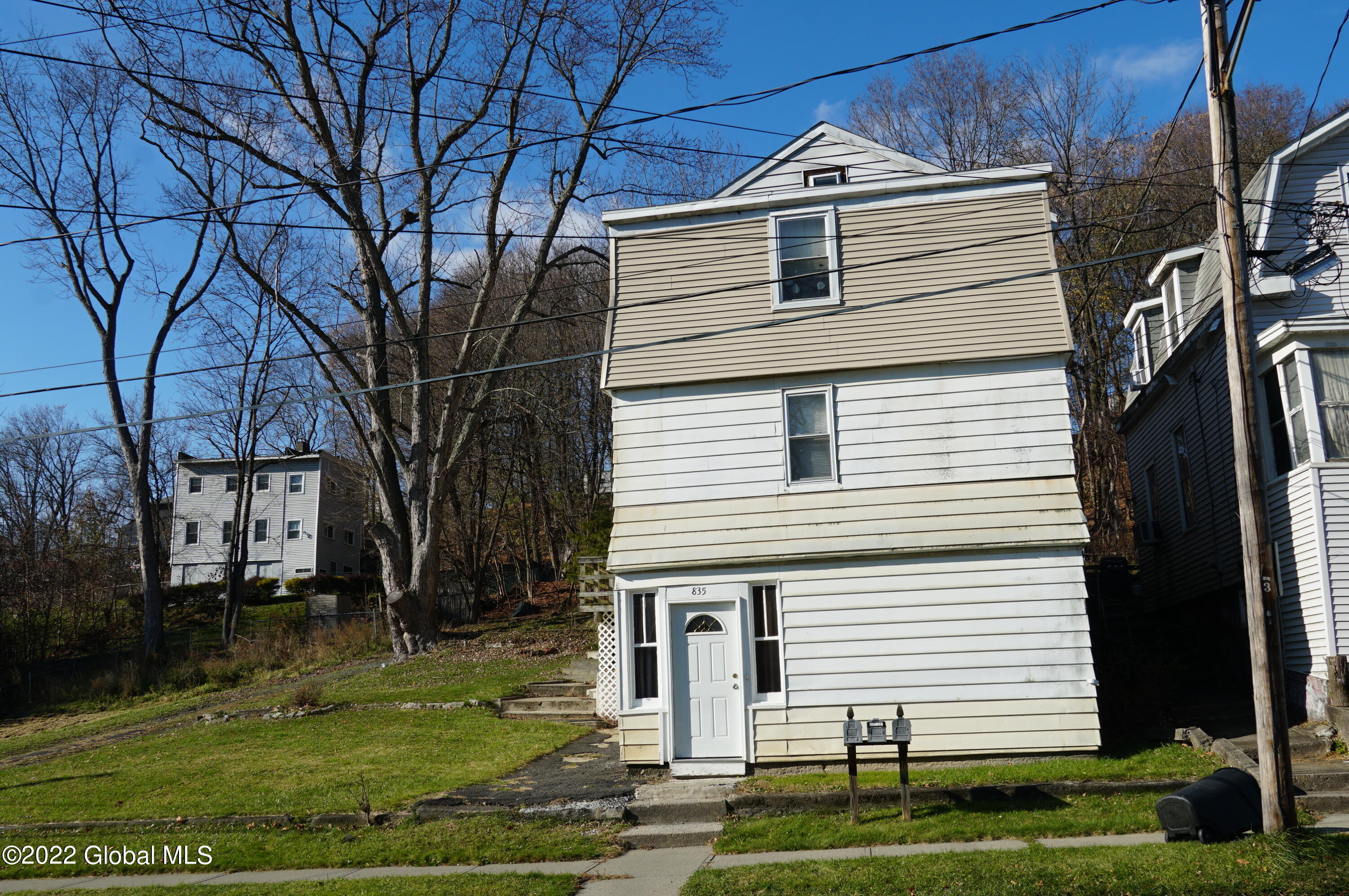 835 5th Street Rensselaer, NY 12144 - Photo 2 of 3 DSC07921